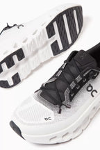 Cloudtilt Low-top Sneakers in Mesh