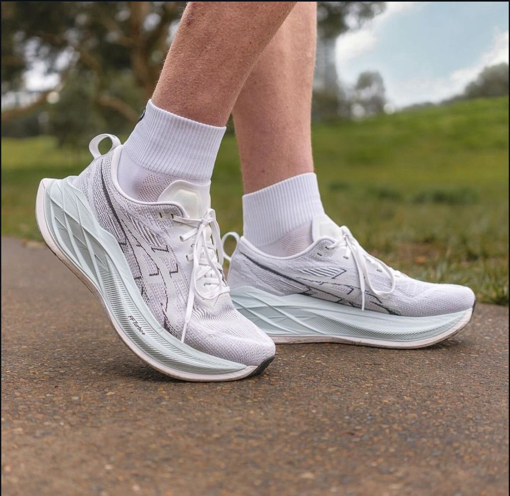 ASICS Superblast 2 ‘White Cool Grey