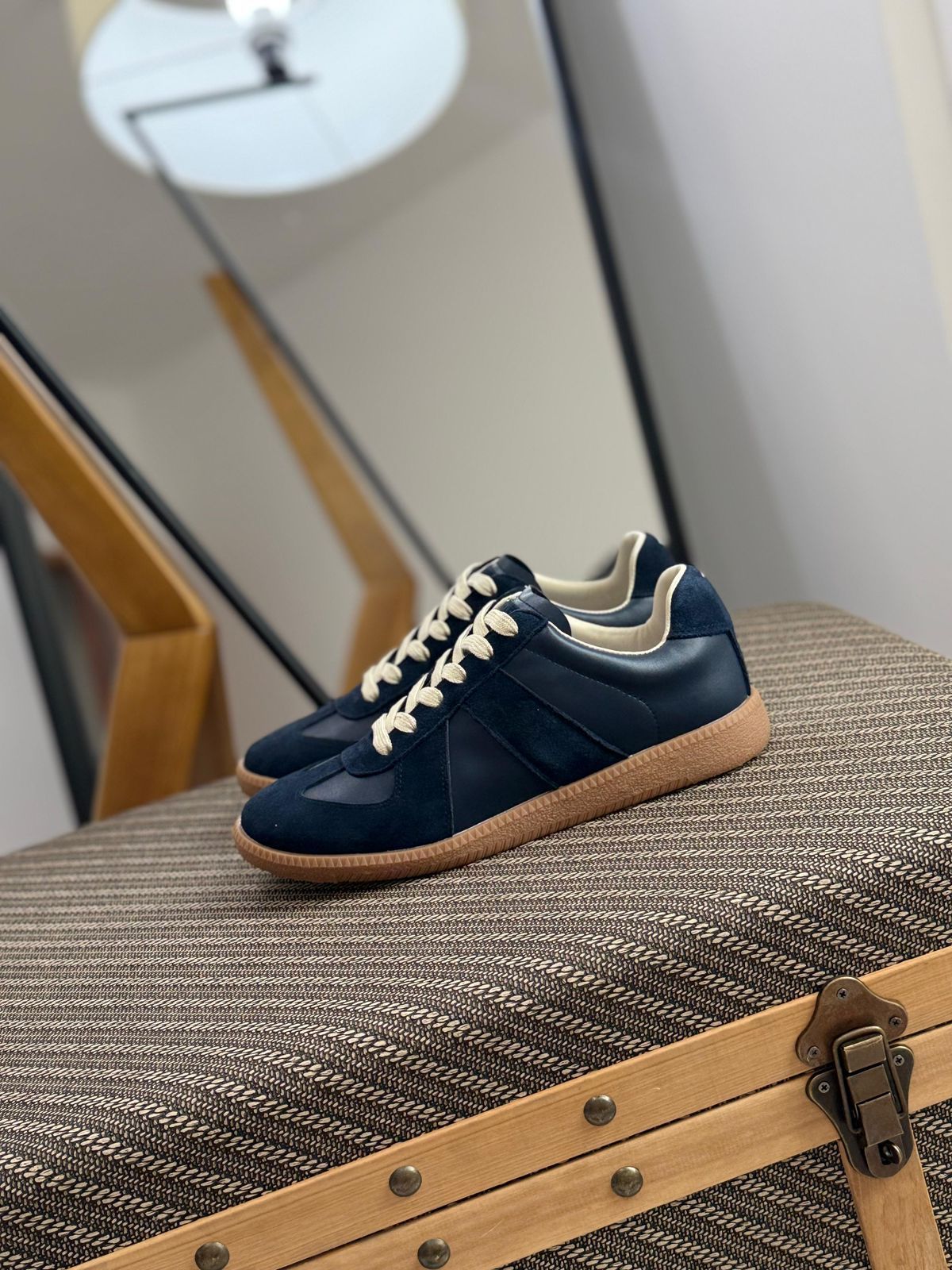 Maison Margiela Replica Low-Top Leather Sneakers (Navy / Gum)