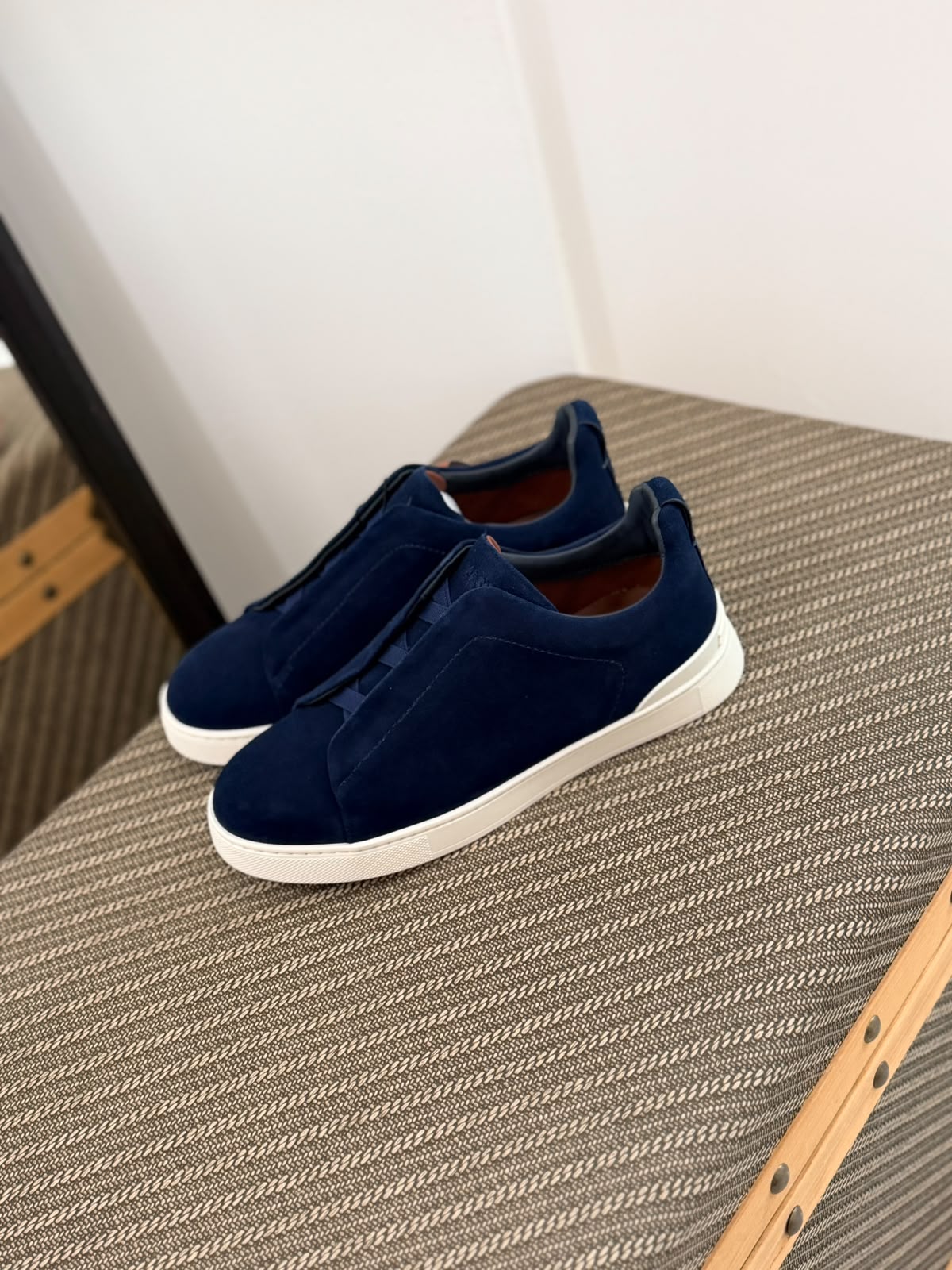 ZEGNA Triple Stitch Low-Top Sneakers (Navy Blue Suede)