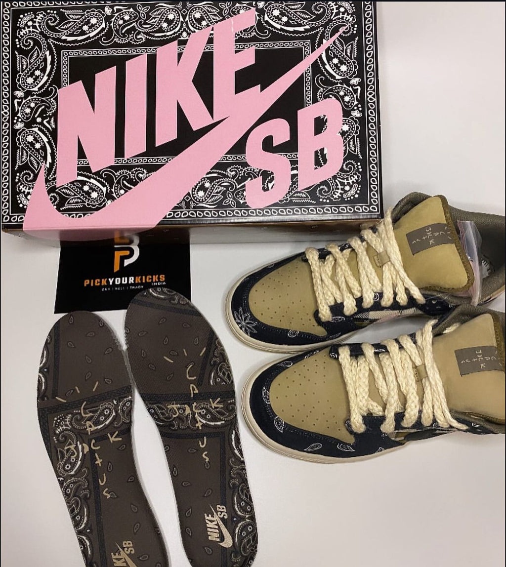Nike SB Dunk Low (Travis Scott)