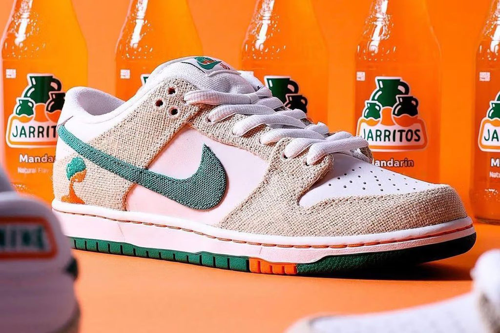 Nike SB Dunk Low x Jarritos (Phantom / Malachite)