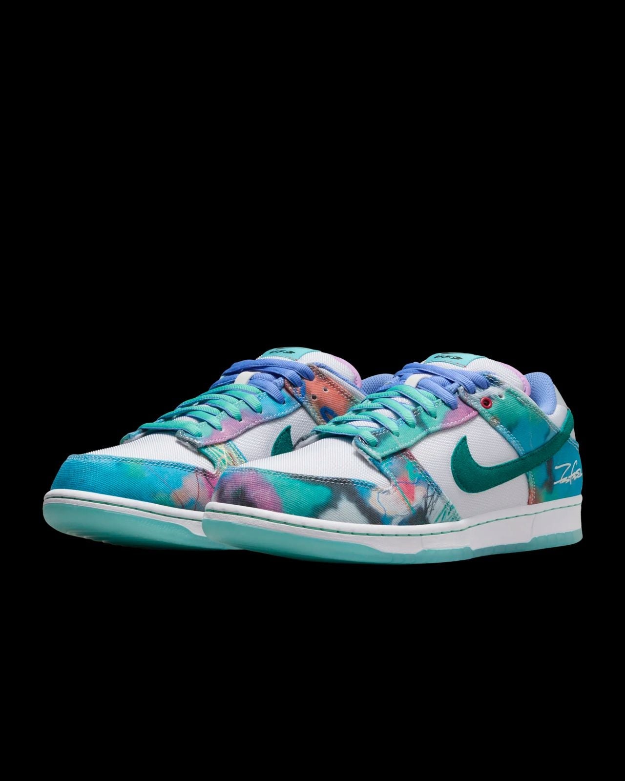 Nike SB Dunk Low Pro x Futura Laboratories (Bleached Aqua)