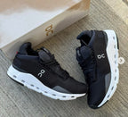 On Cloudnova (Black / White)