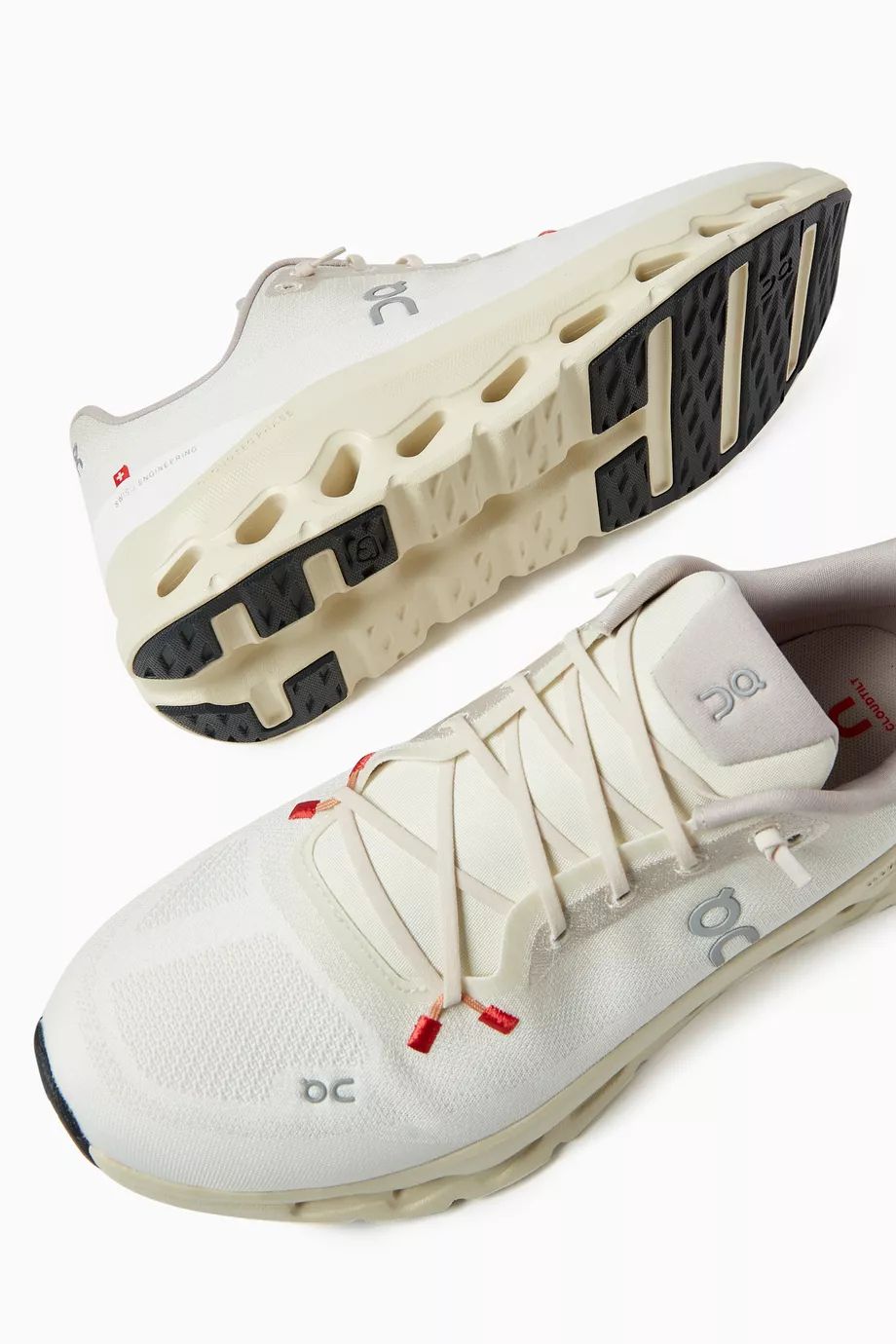 On Cloudsurfer (White/Sand)