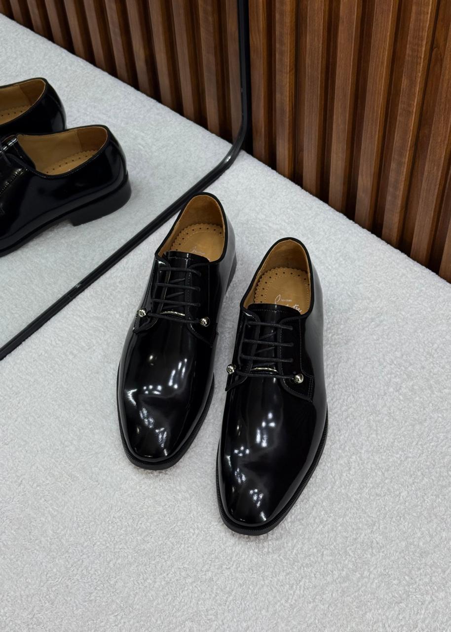 Christian Louboutin Chambeliss Patent Leather Derby Shoes (Black)