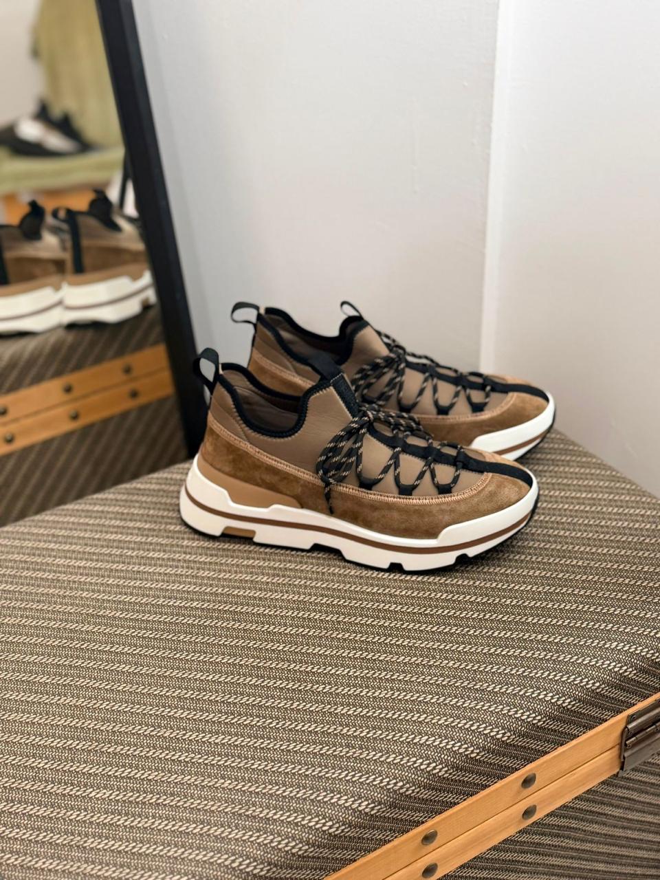 Hermès Freestyle Sneaker (Beige / Brown)
