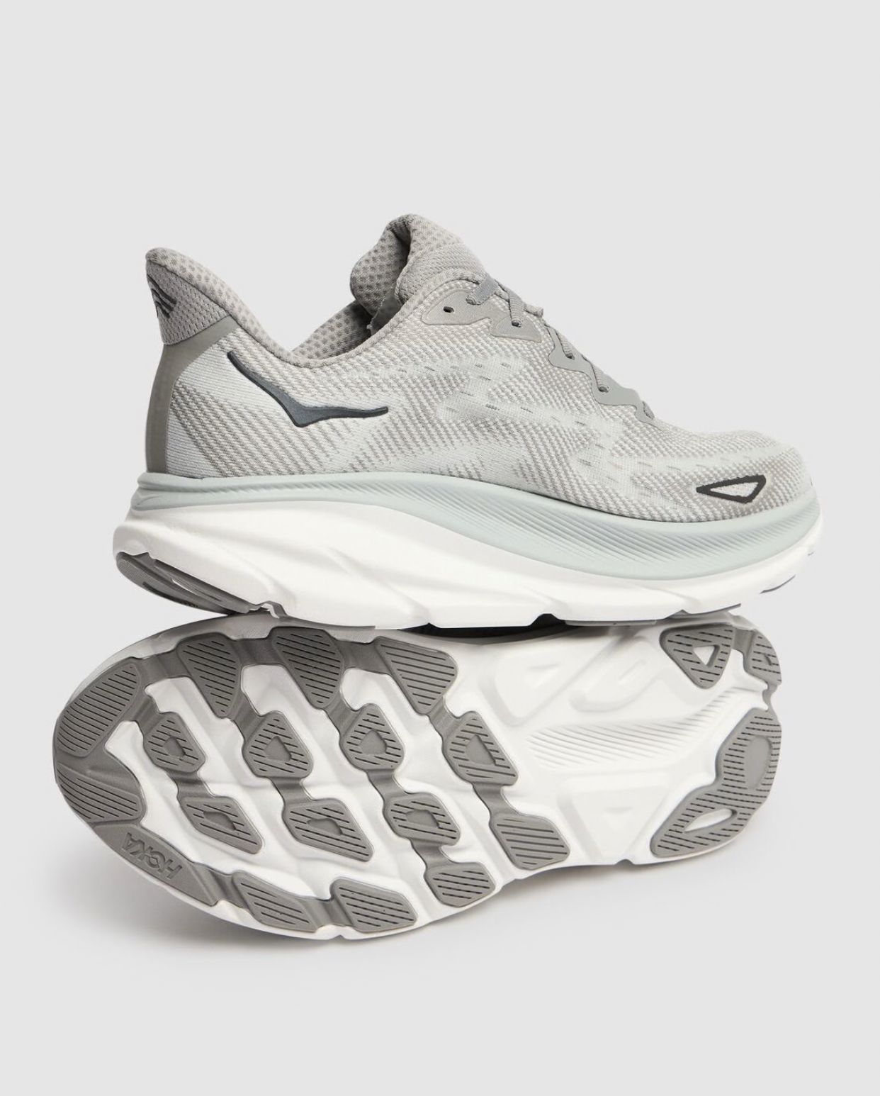 Hoka Clifton 9 ‘Harbor Mist