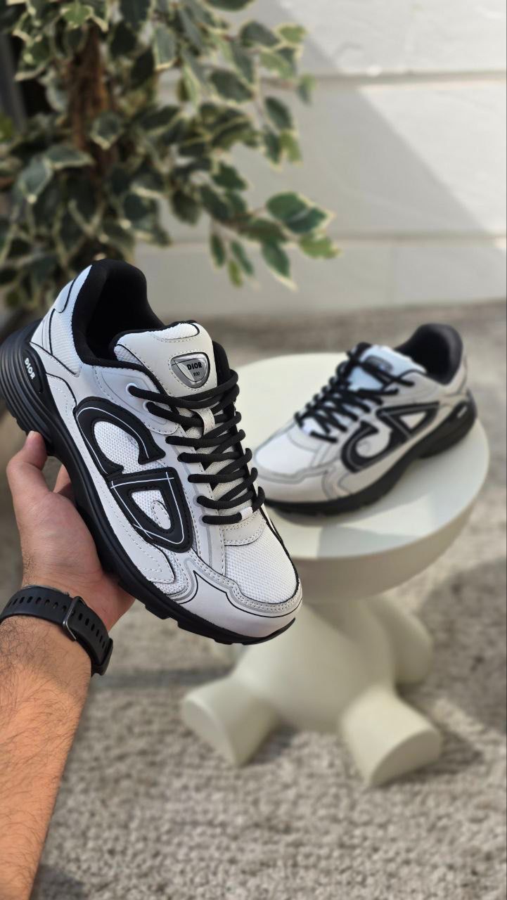 Dior  Runner Sneakers
