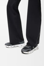 On Running Cloudsolo LOEWE Black