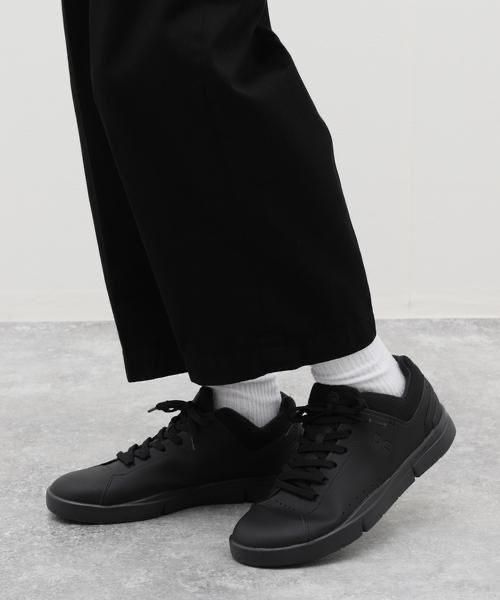 On Running The Roger Advantage ‘All Black