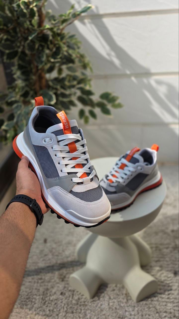 Hermès ‘Chaine d’Ancre’ Sneakers